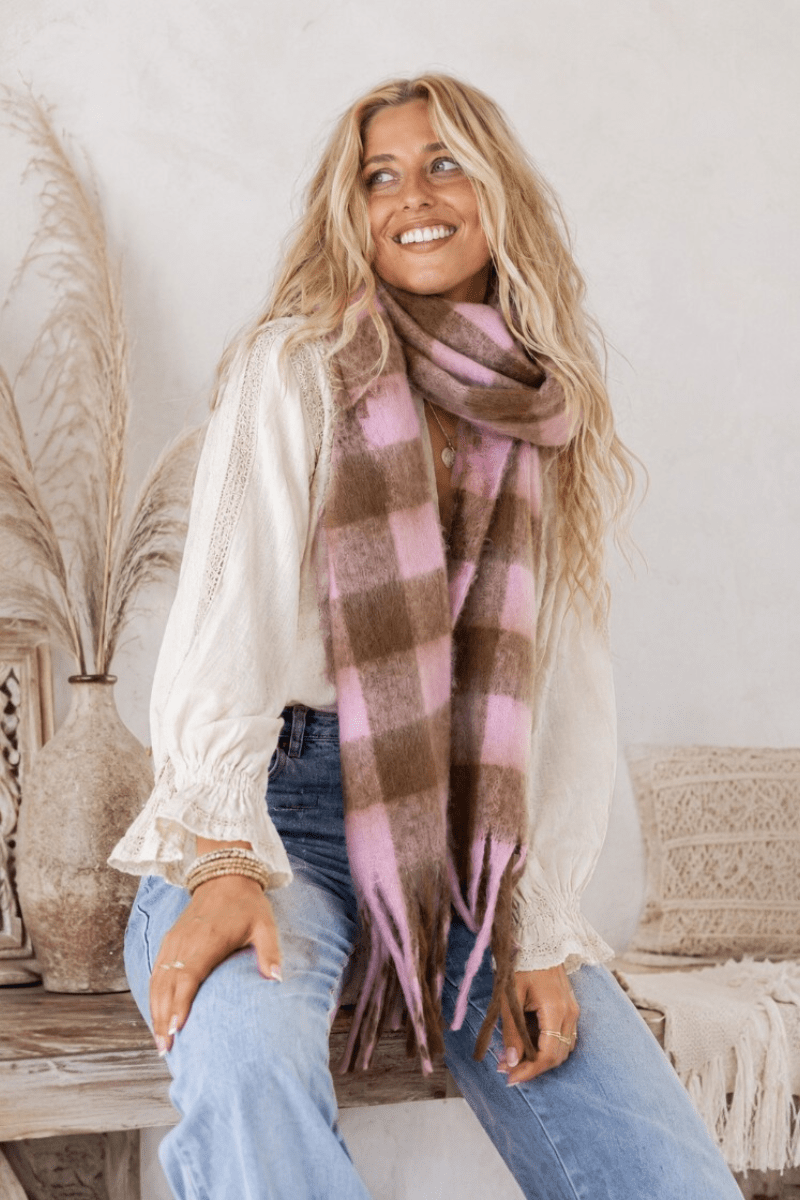 Cuddle Up Scarf – Chocolate Blossom