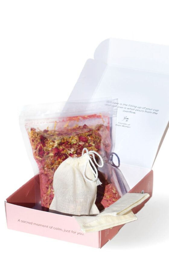 Blushing Bath Tea - Image 3